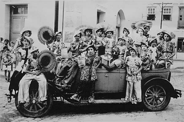 Carnaval brasileiro: tradição de mais de 100 anos